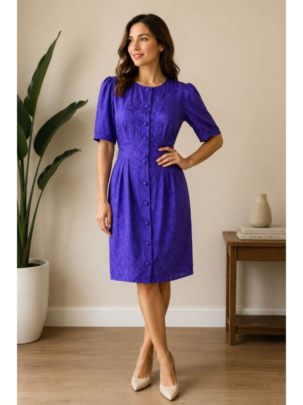 Vintage  Adrianna Papell Women’s Dress 100% Silk Size 6  Short Sleeve padded